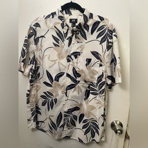 H&M Floral Button Down L